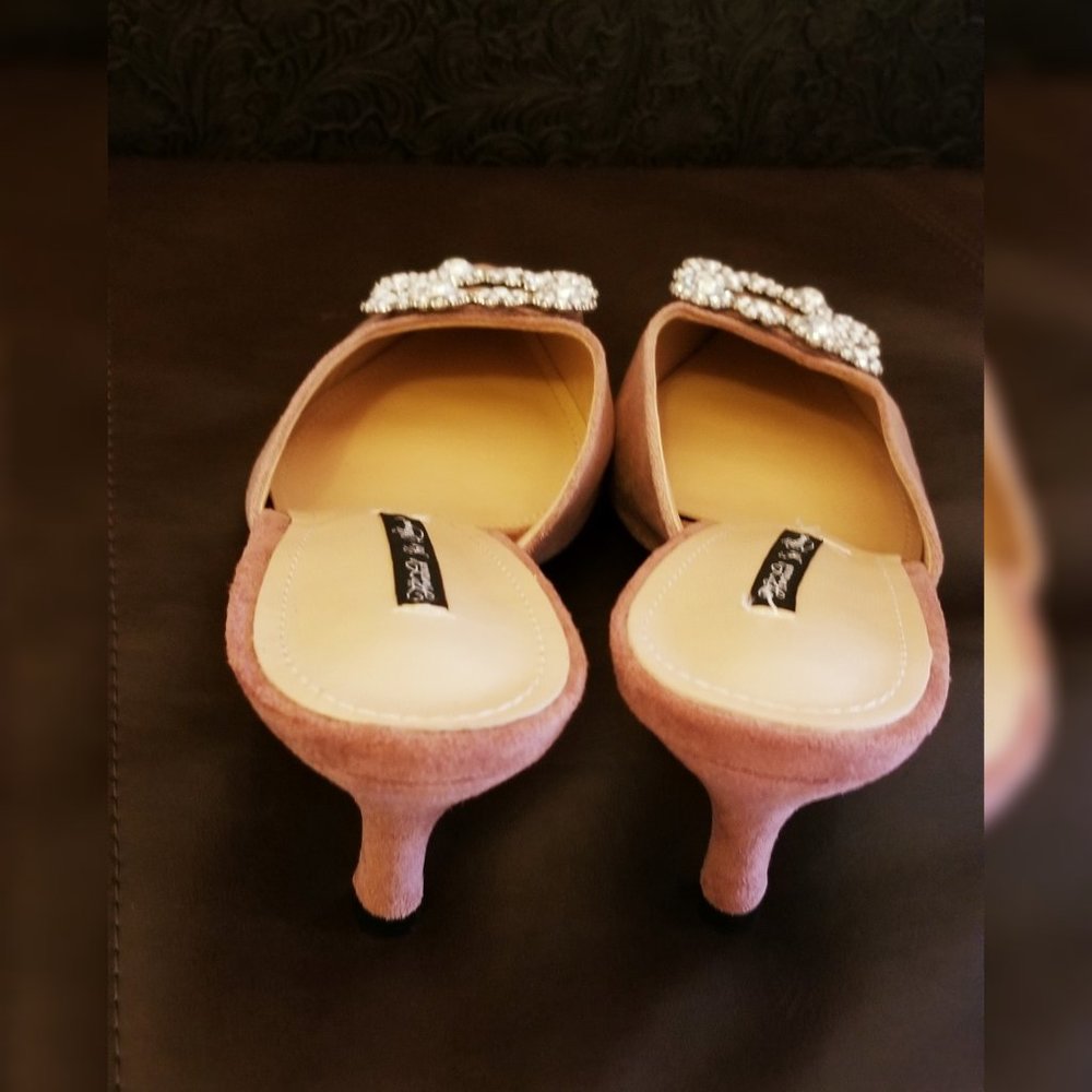 HOST PICK*Beautiful Rhinestone Shoes* - Picture 2 of 3